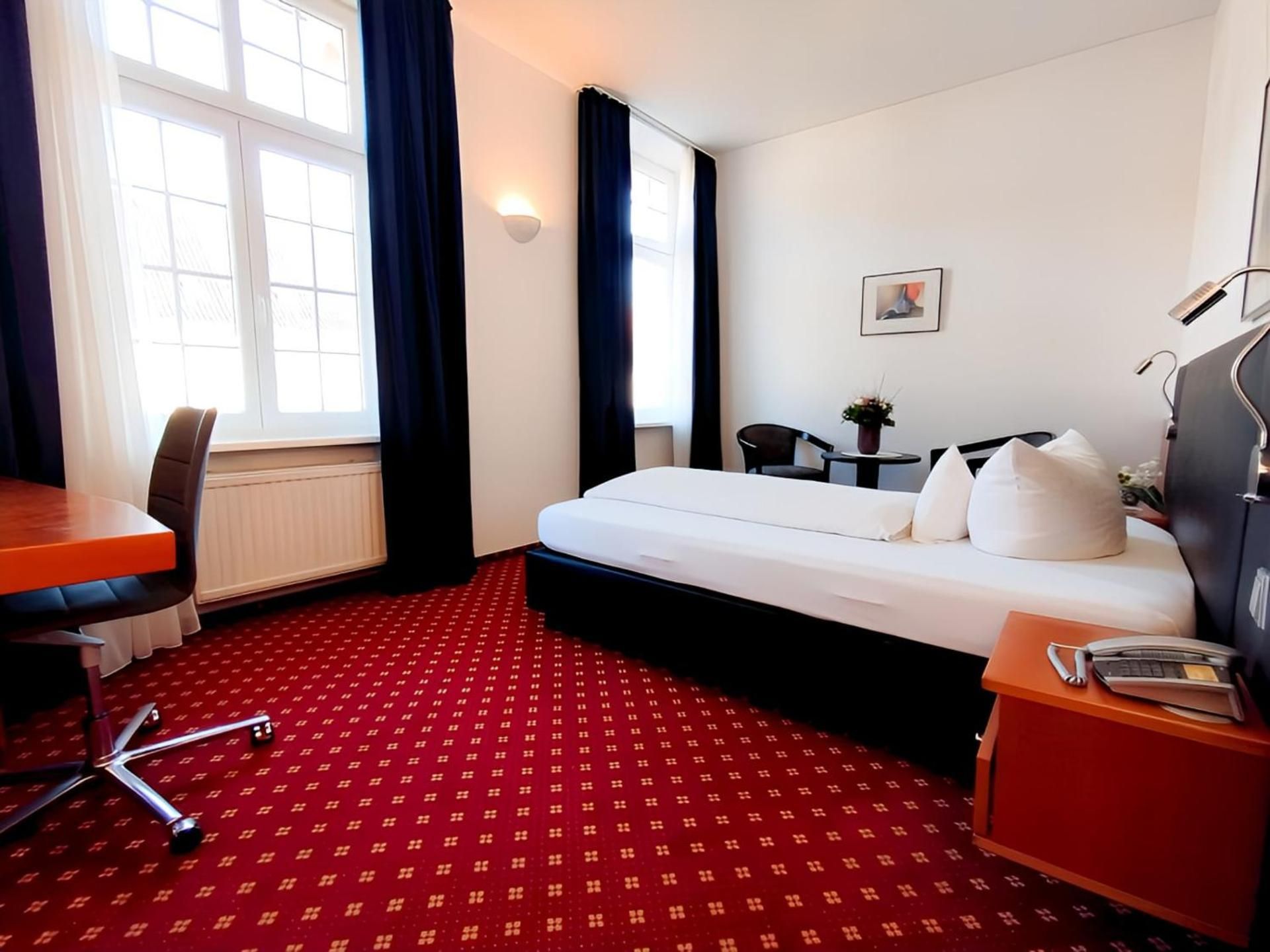 Business Single Room