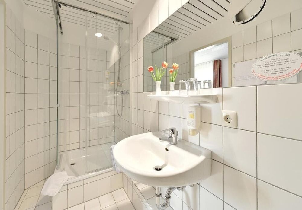 Hotel Haus Kronenthal Business Double Room 5