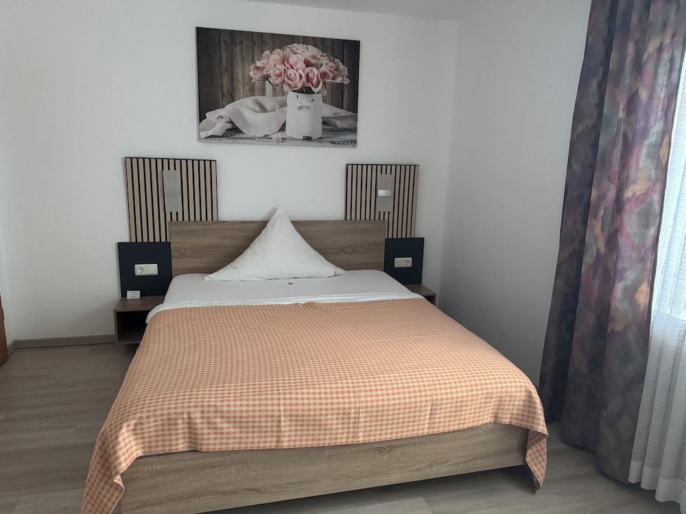 Hotel Schick Comfort Double Room 4