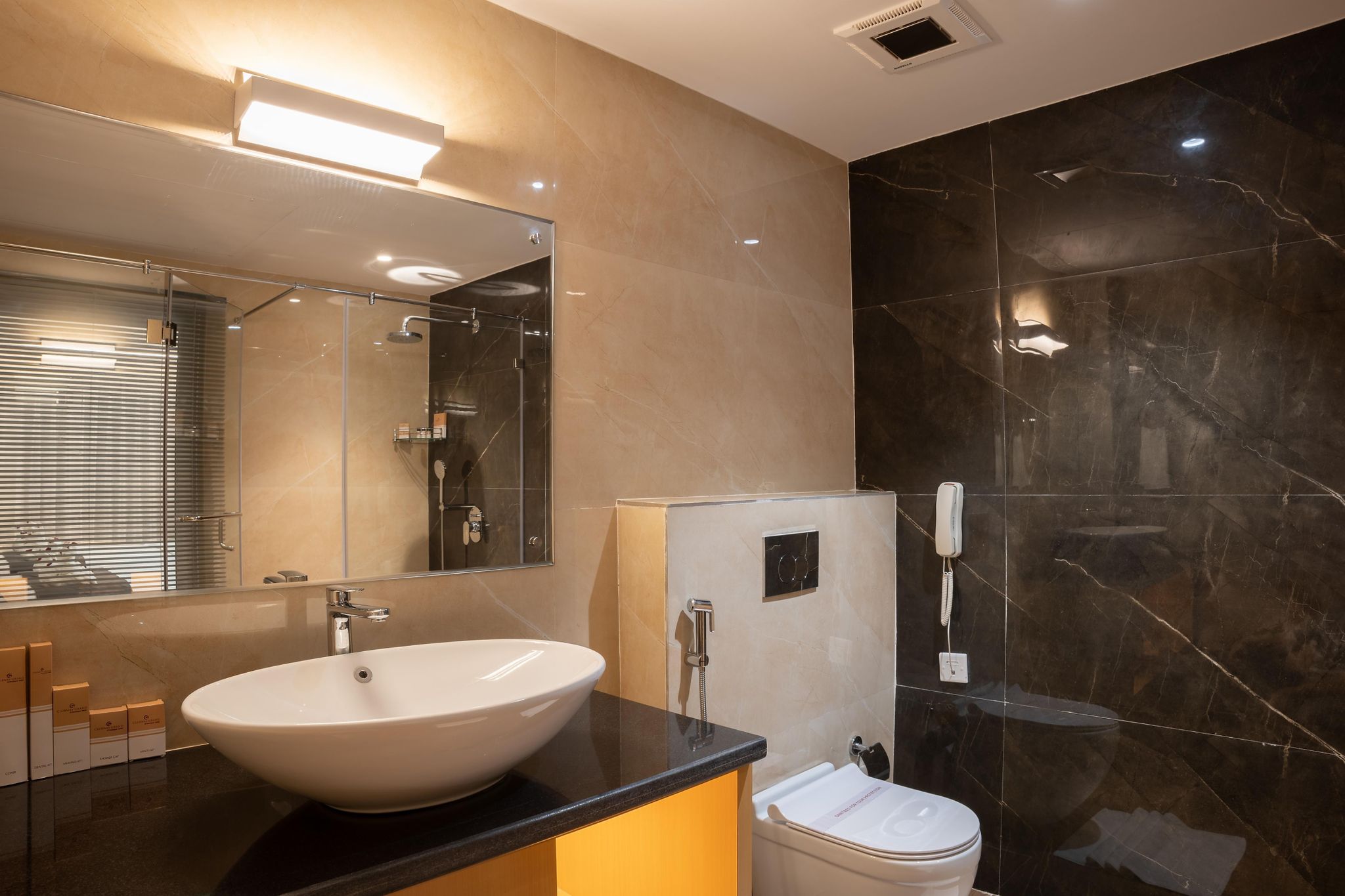 Clubway Grand- A Boutique Hotel Premium Room 3