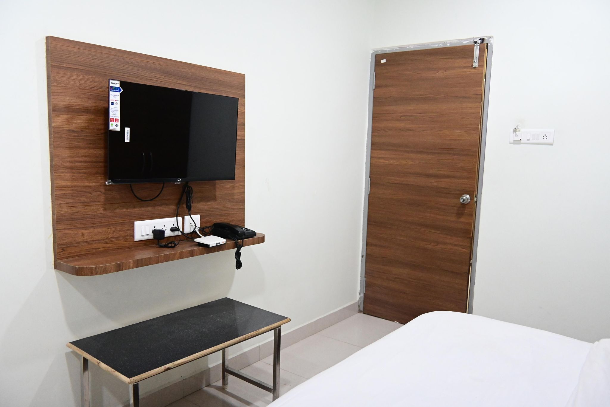 undefined The Lalit Hotel And Restaurant 9