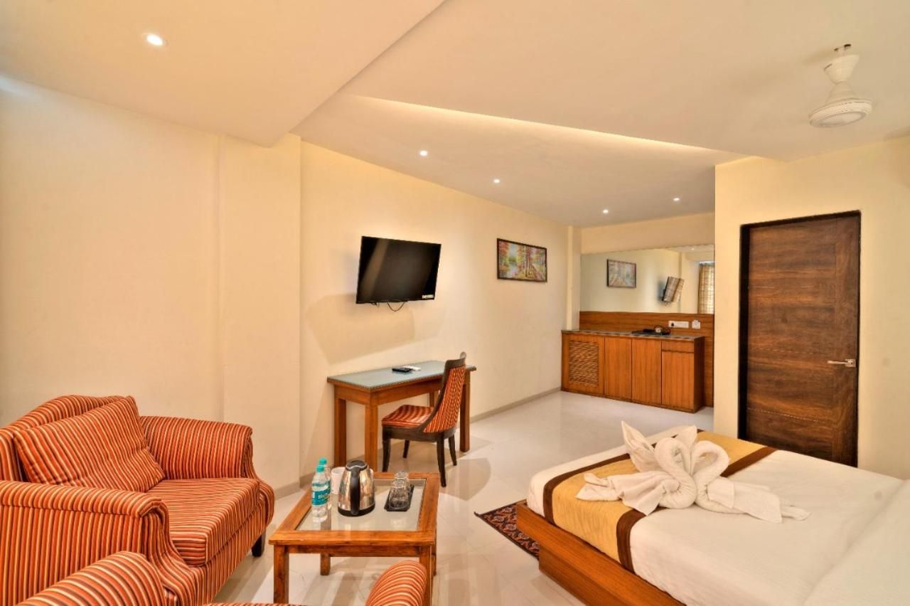 LVH Om Sanctuary Palace resort Deluxe Room 3