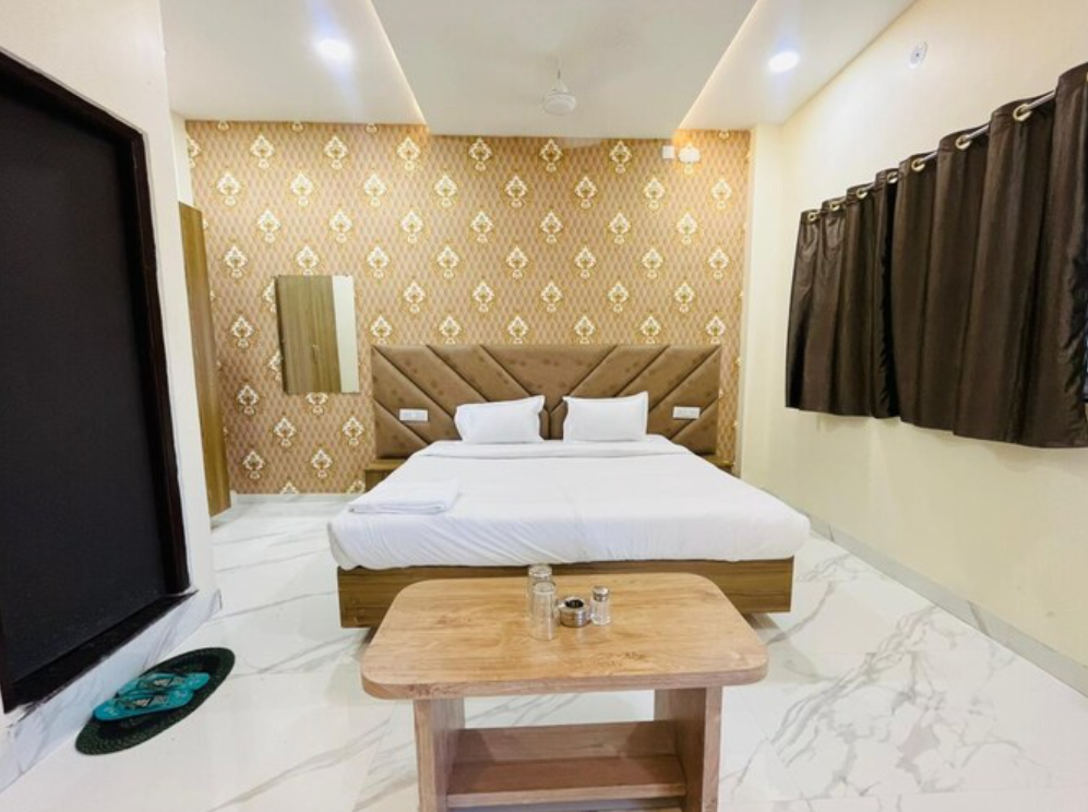 JMC Hotel VK 22 Deluxe Room 4