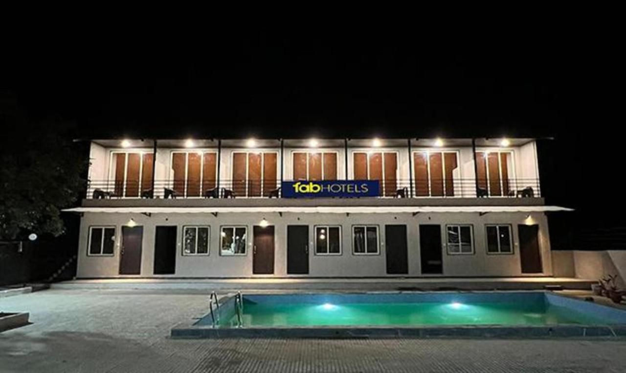 FabHotel Jalsa Resort