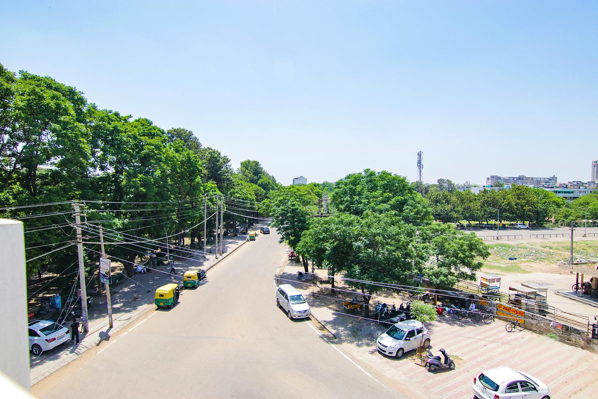 FabHotel Park View