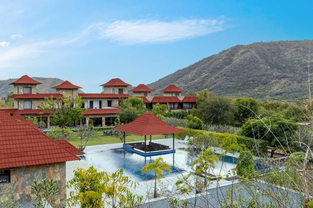 Hotel Exterior
