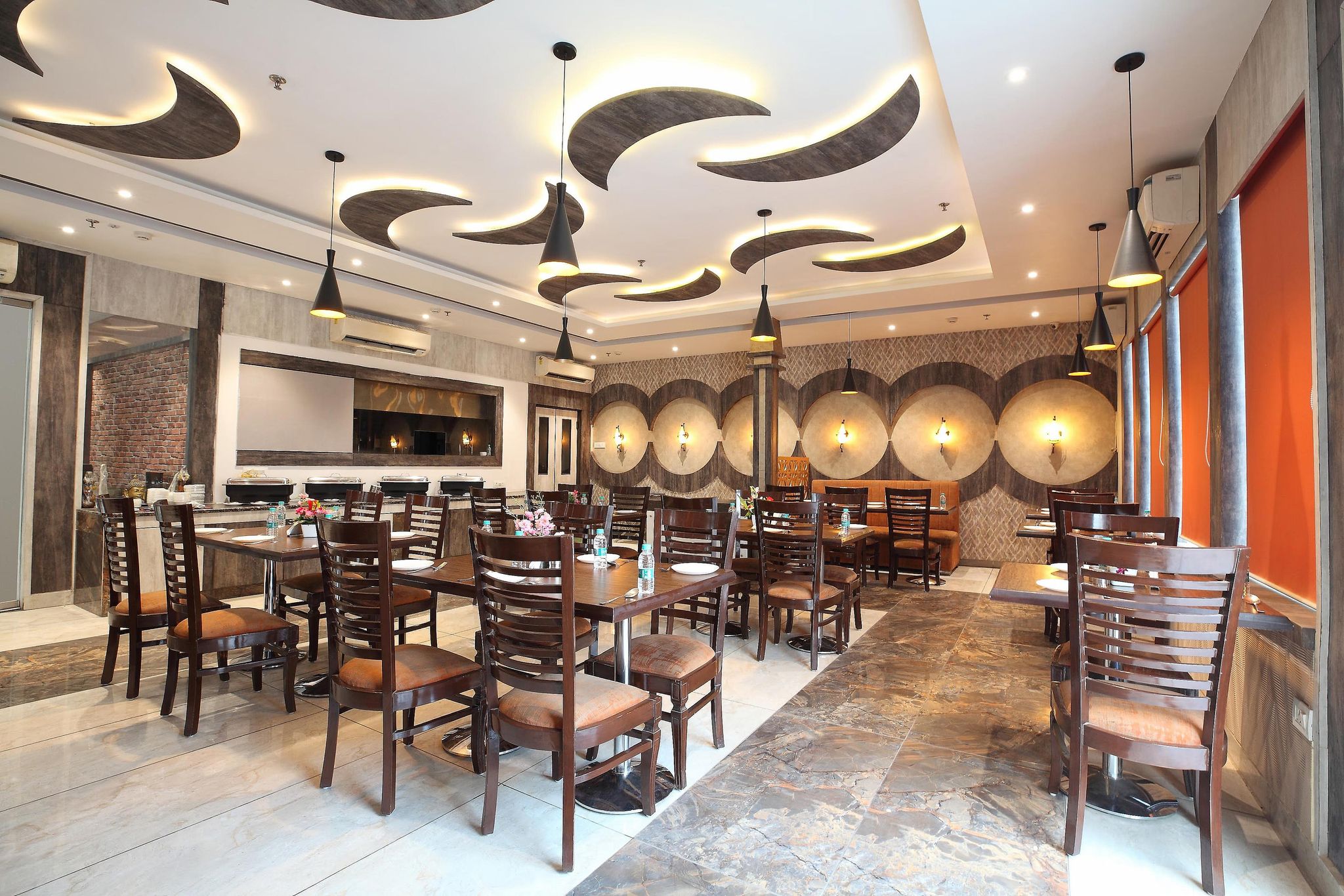 undefined Trot Le Crescent 2