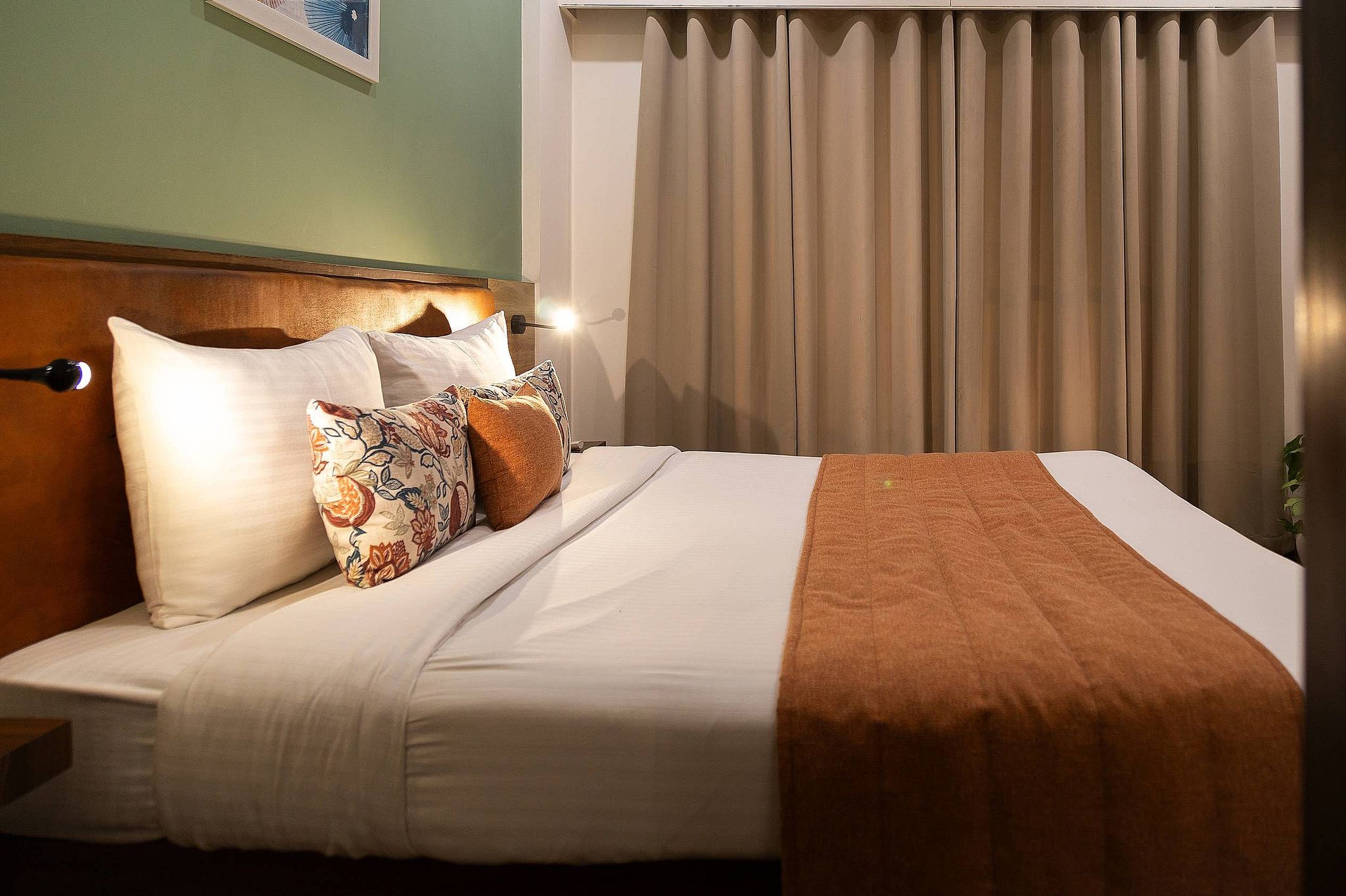 Executive Suite with Living Room and Balcony