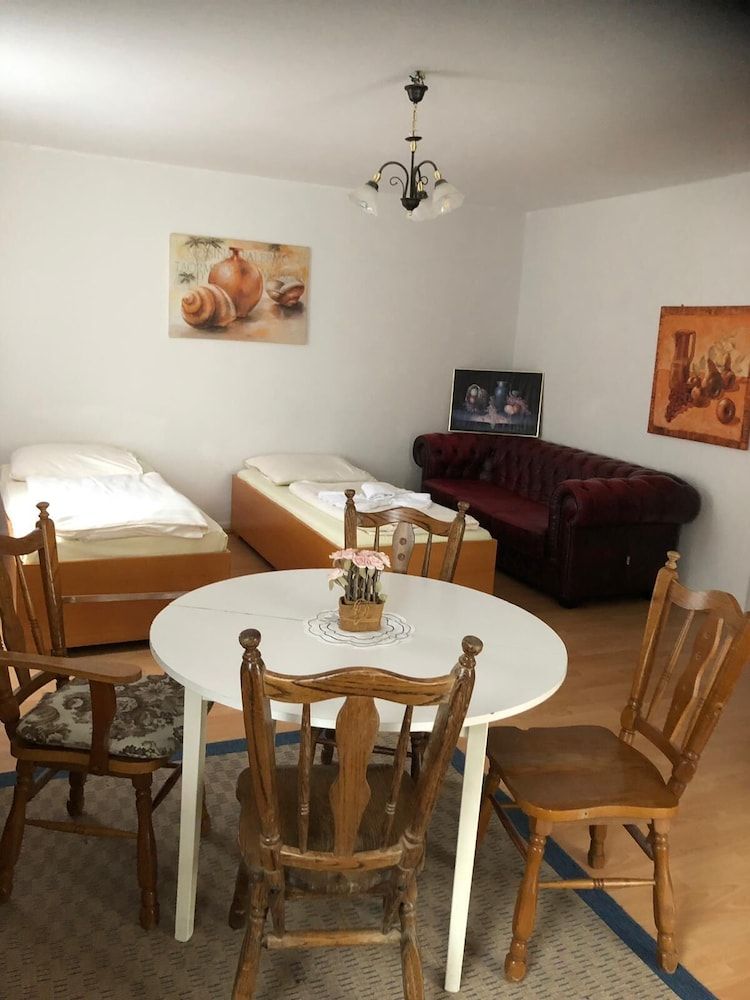 Apartment, Balcony