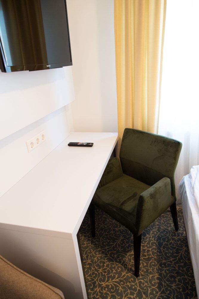 Amplidi Hotel Hannover Double Room 8