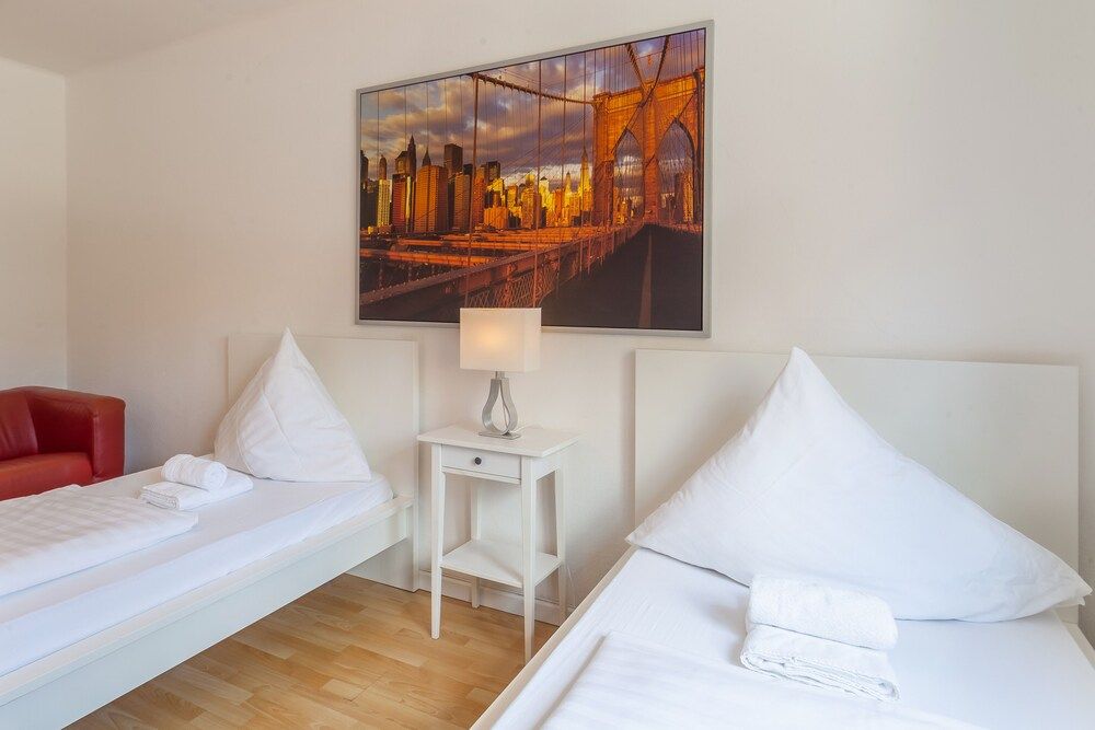 Business Apartment 2