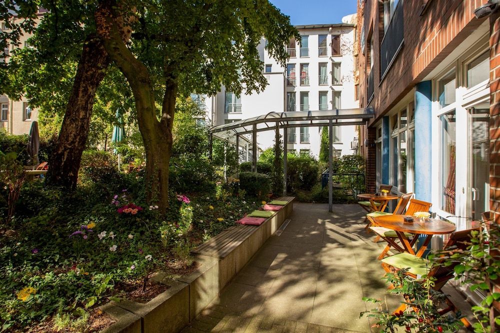 undefined Stadthaushotel Hamburg 9