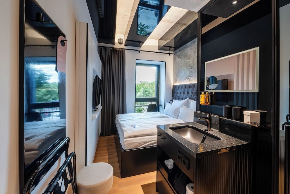 Hotel am Beatles-Platz Classic Double Room 2