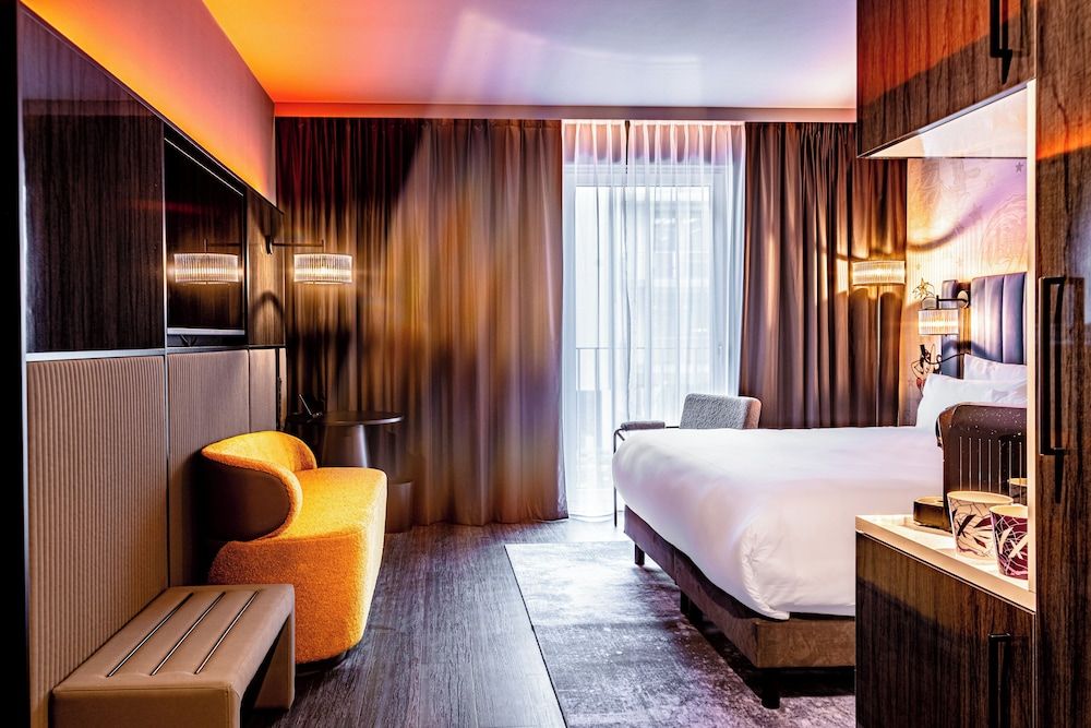 NYX Hotel Hamburg by Leonardo Hotels Comfort Double Room 2