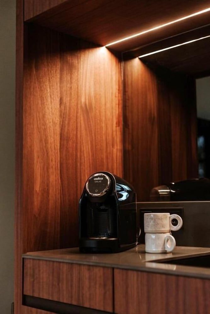 undefined The Roebbek 10