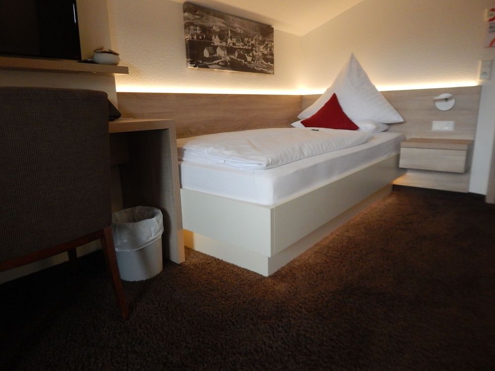 Comfort Single Room