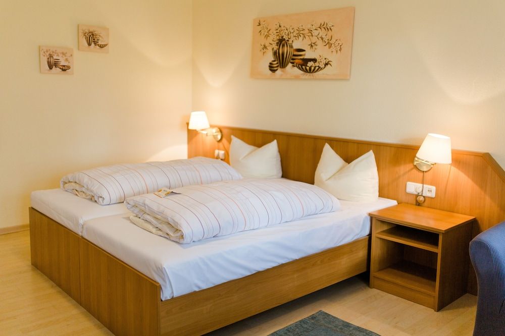 Akzent Hotel Zur Grünen Eiche Standard Double Room 2