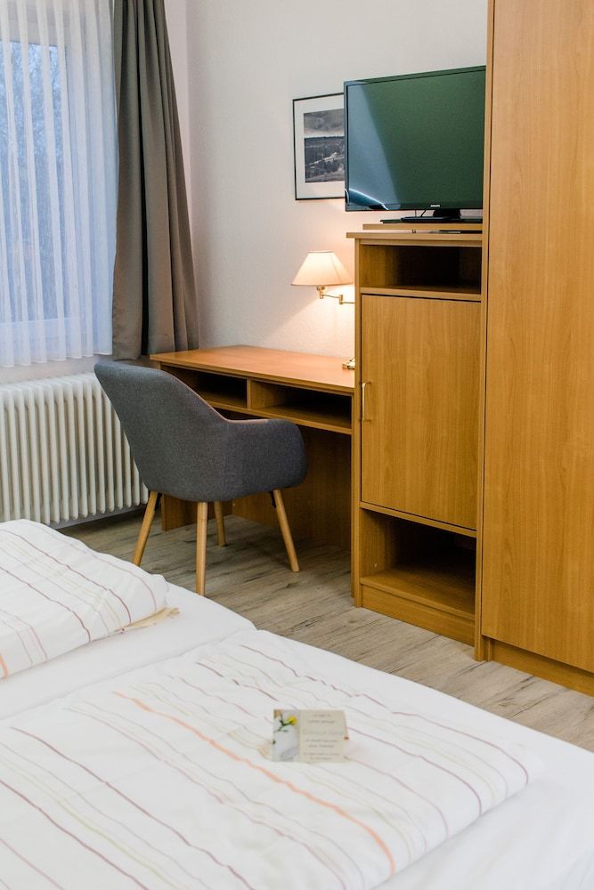 Akzent Hotel Zur Grünen Eiche Standard Double Room 6