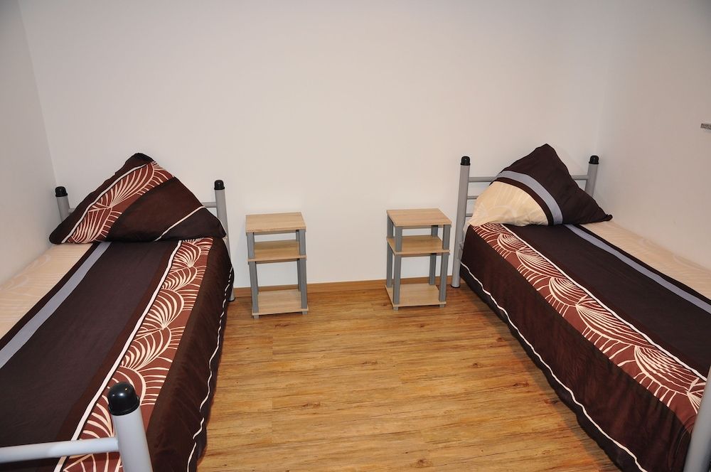 Apartment (5)