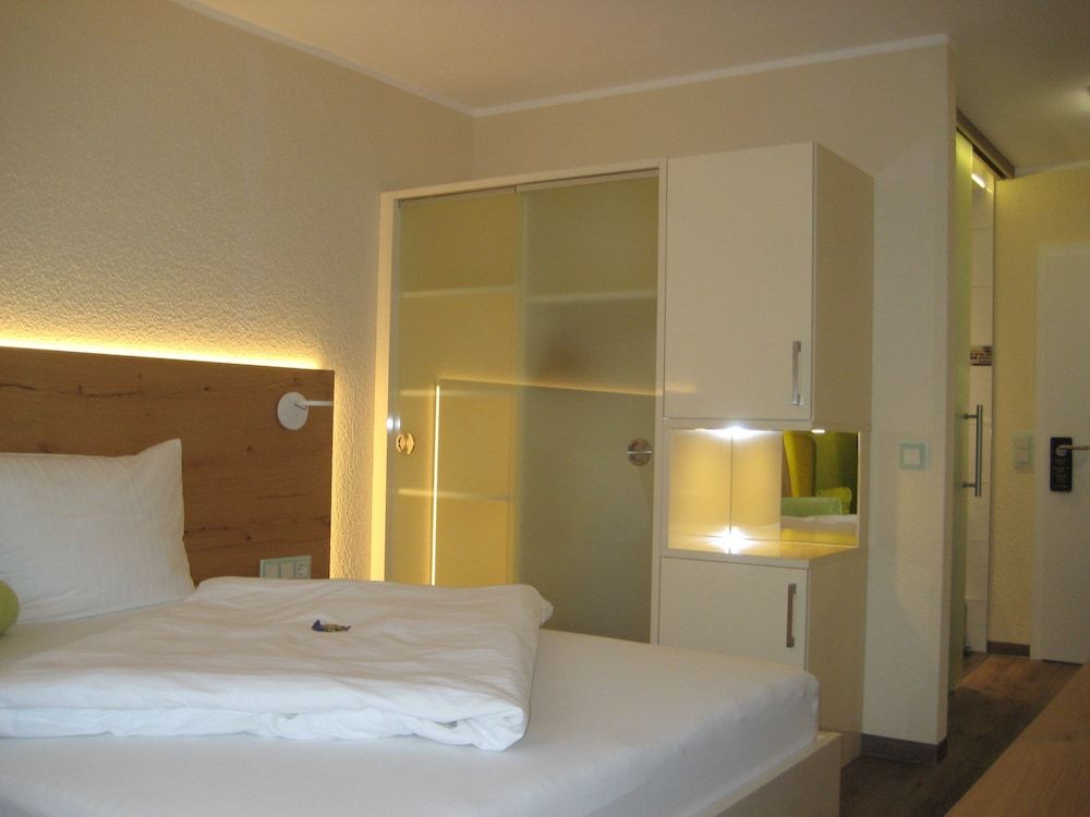 Hotel Zum Rosengarten Standard Double Room 3