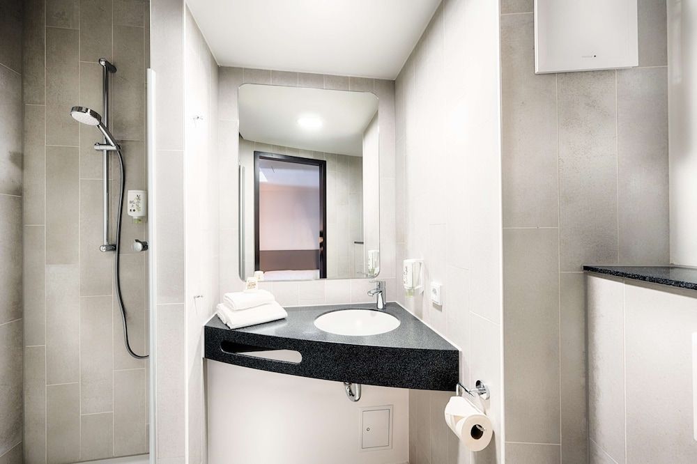 B&B Hotel Willingen Double Room 4