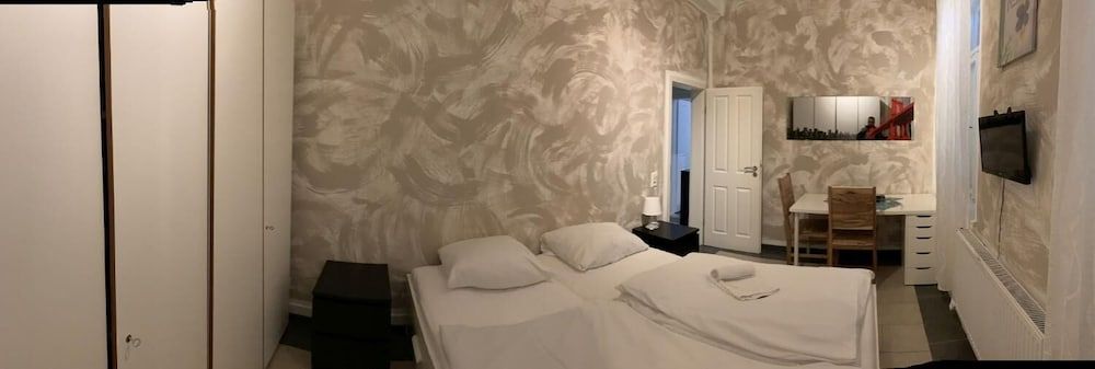 Ab Apartment 54