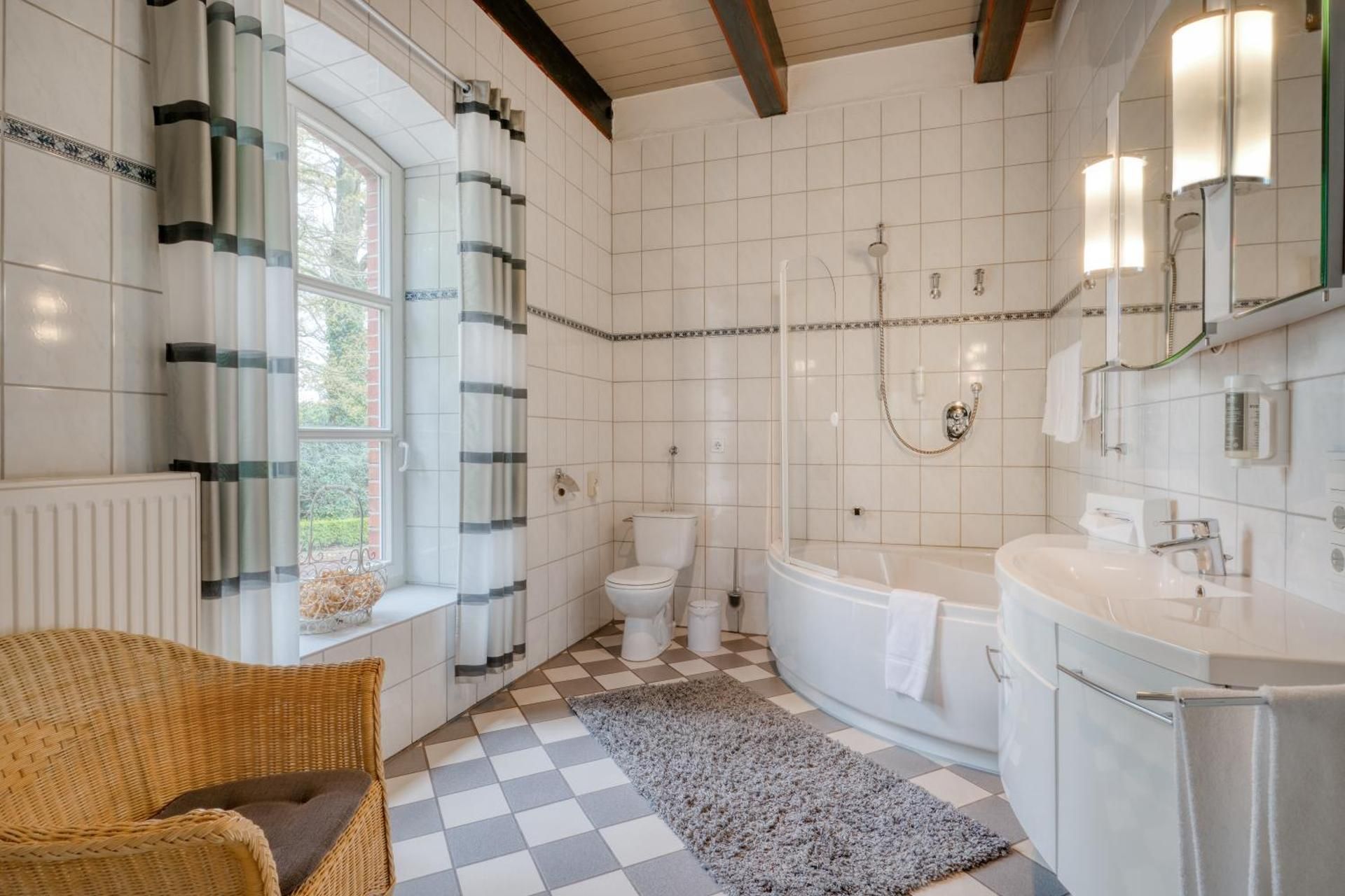 One-Bedroom Suite