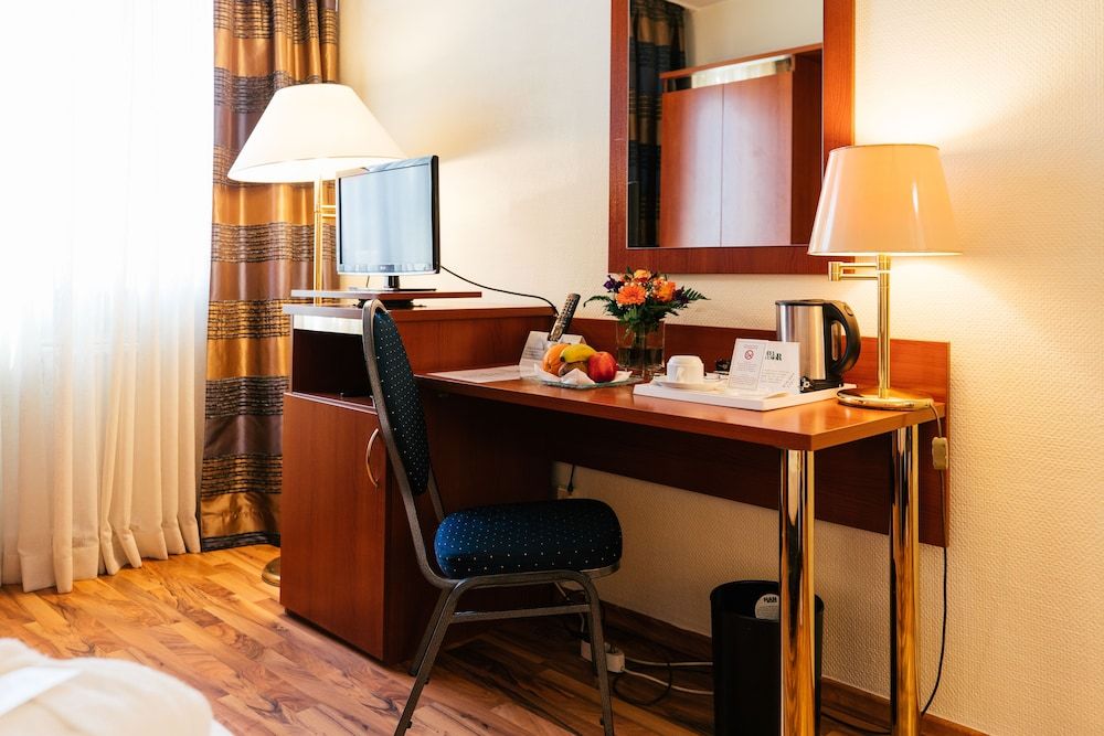 Hotel Excelsior Single Room 3