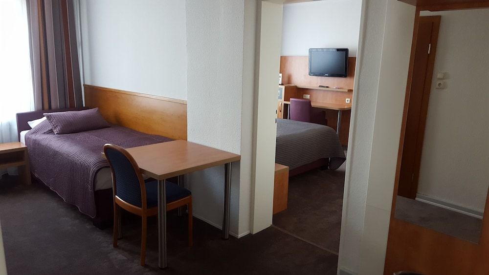 Hotel Niederrad Double Room 6