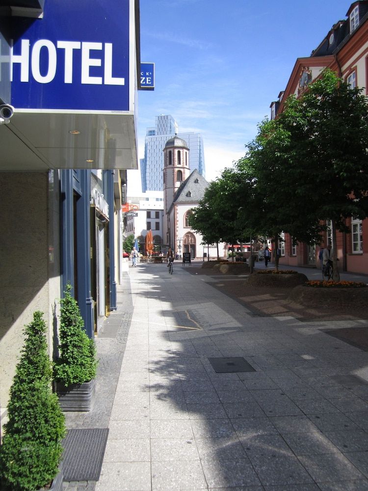 undefined Hotel City Kräme am Römer 5