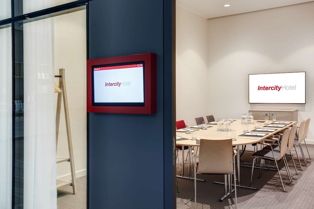 undefined IntercityHotel Frankfurt Hauptbahnhof Süd 7