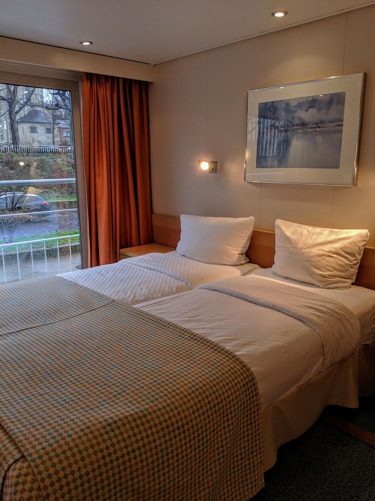 MS Select Bellejour - Frankfurt Comfort Double or Twin Room, Non Smoking, City View 2