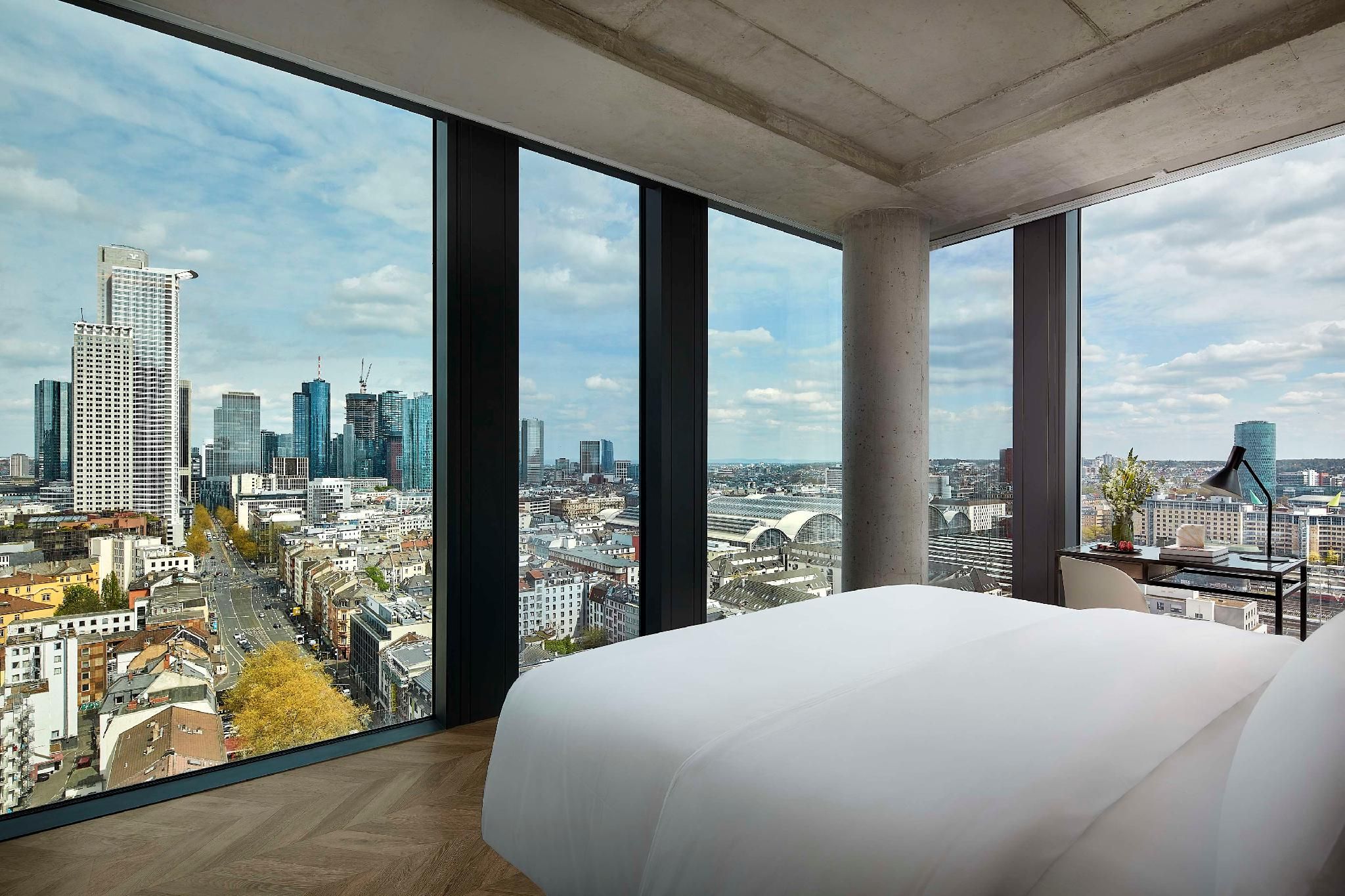 undefined NH Collection Frankfurt Spin Tower 4