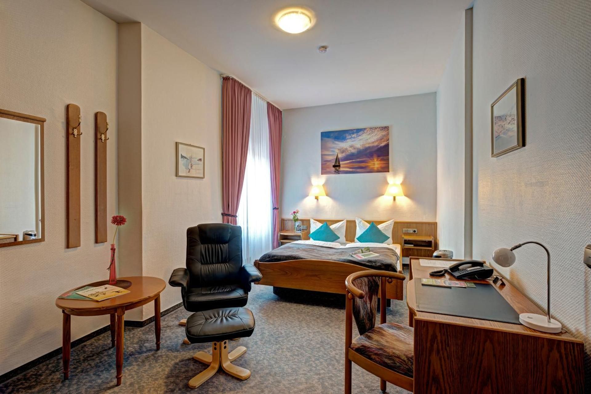 Paulin Hotel Trier Standard Single Room 3