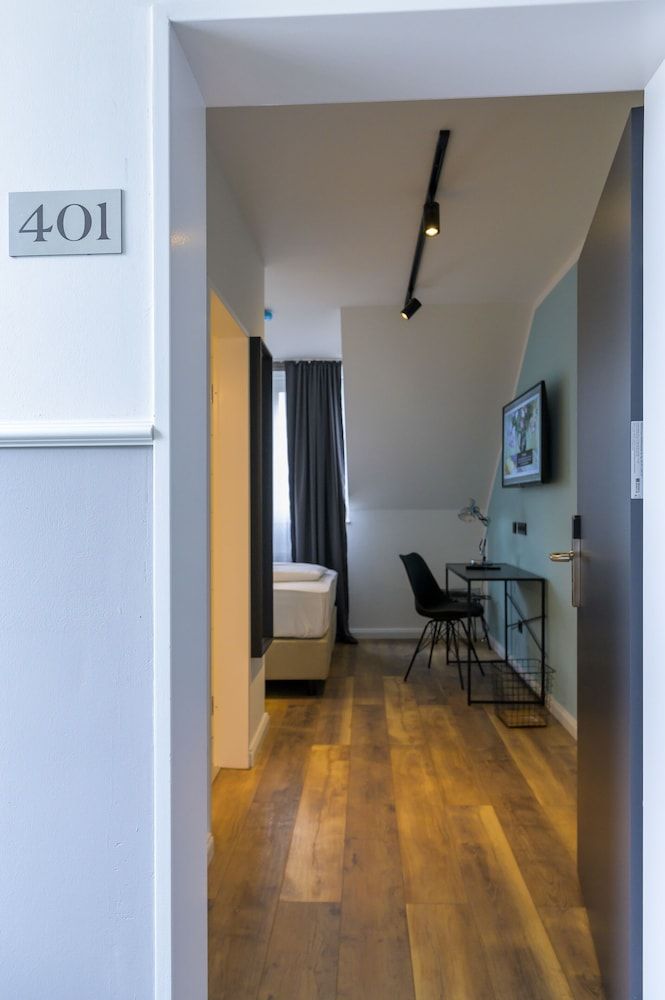 Nikii City Hotel Single Room 2