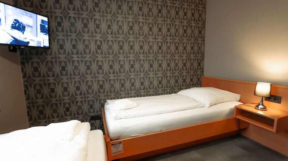 Dua Hotel Classic Twin Room 7