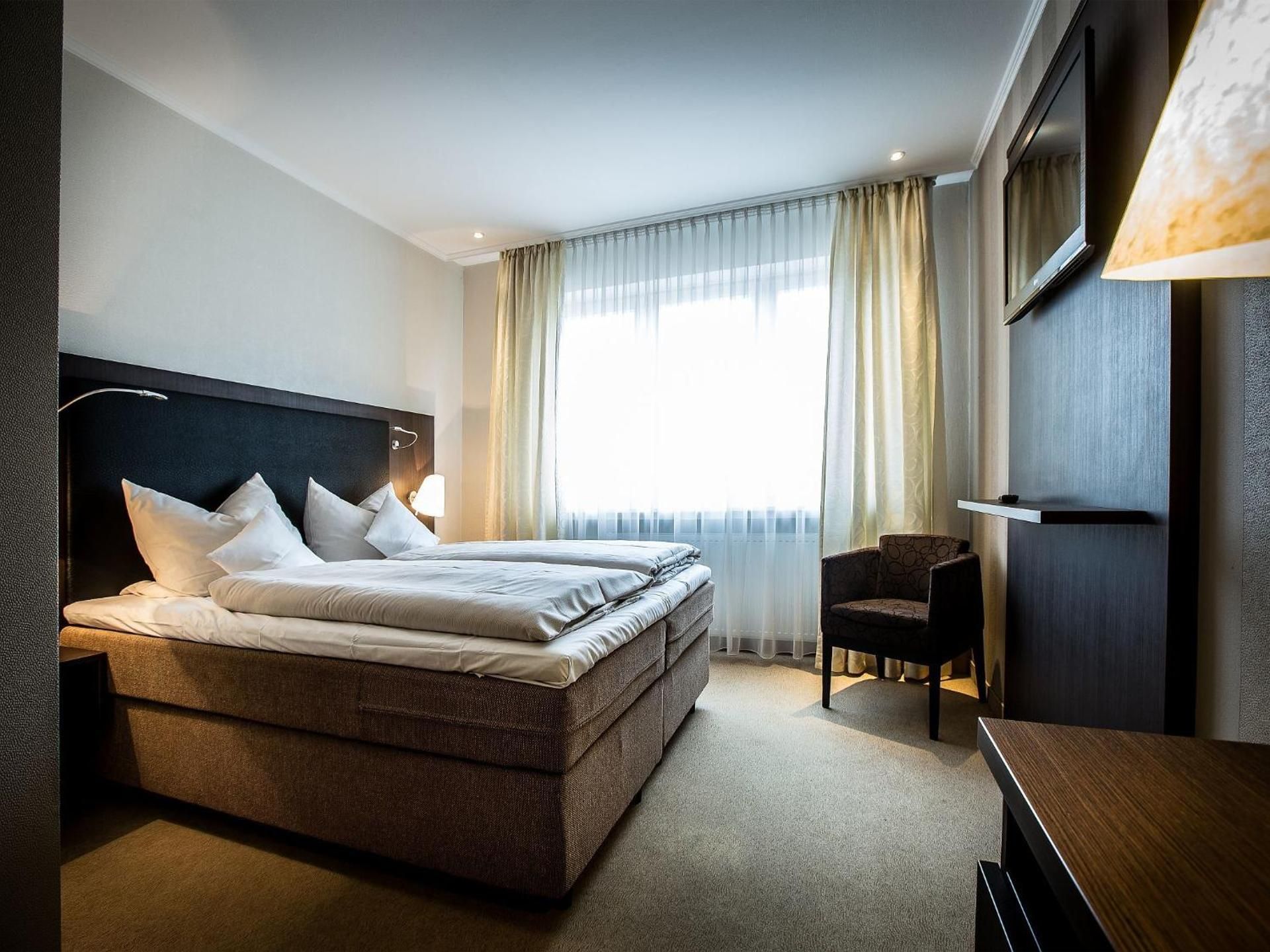 Deluxe Single Room