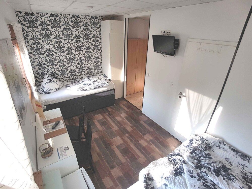 Standard Double Room, 2 Twin Beds, Non Smoking, Refrigerator & Microwave