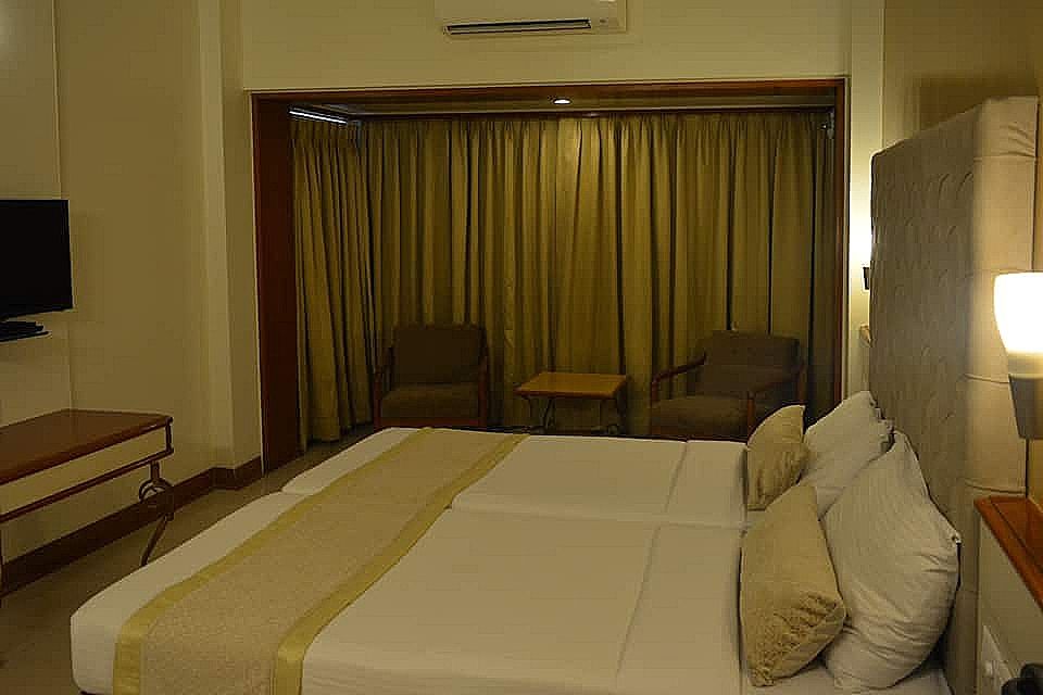 Hotel Shree Panchratna Deluxe Room 6
