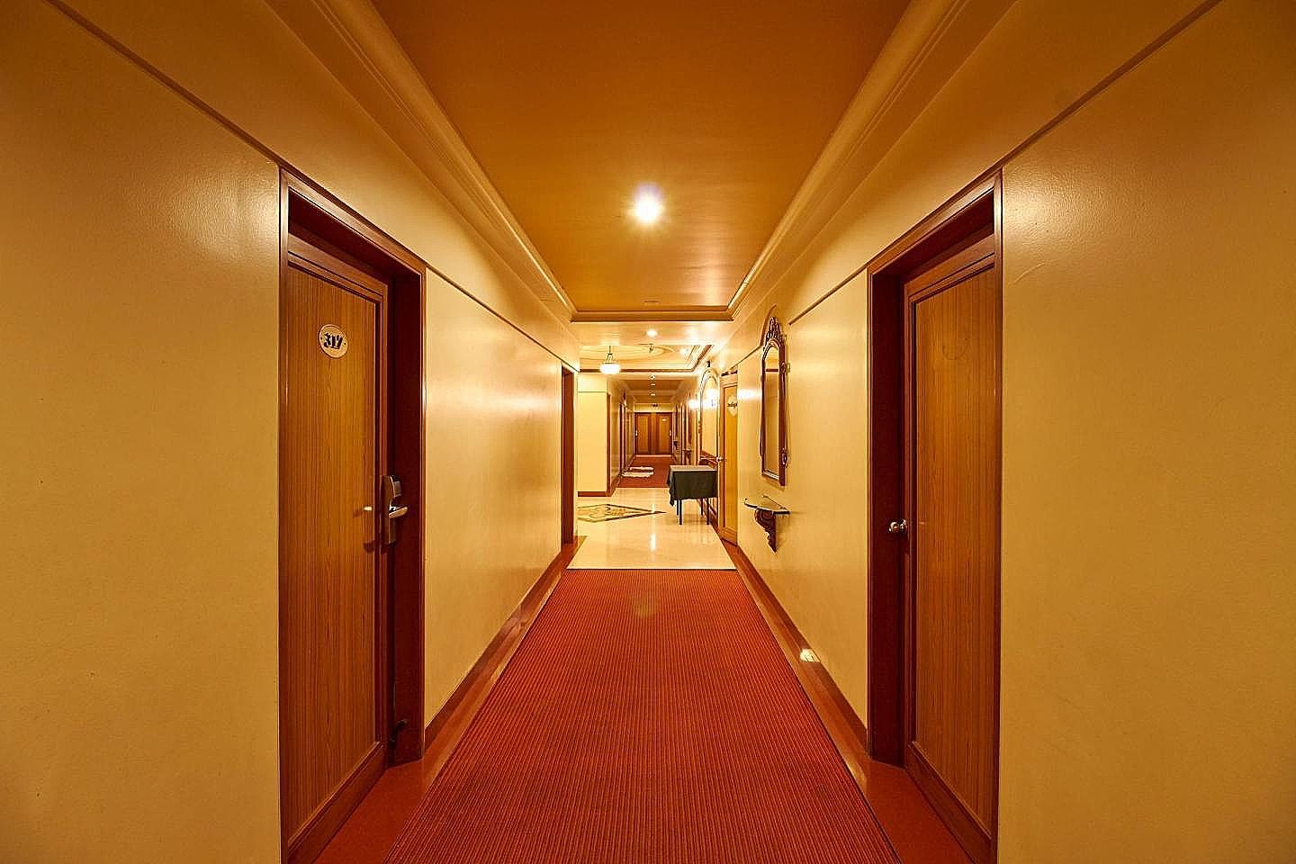 undefined Hotel Shree Panchratna 4