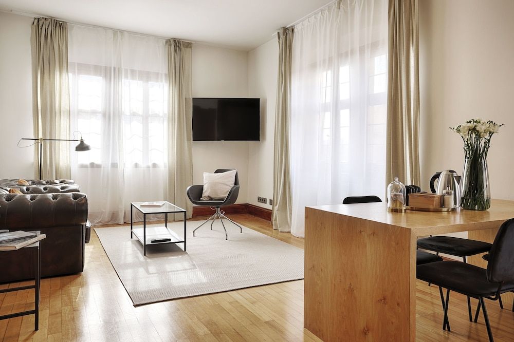 Hotel Wiener Botschaft Suite 5