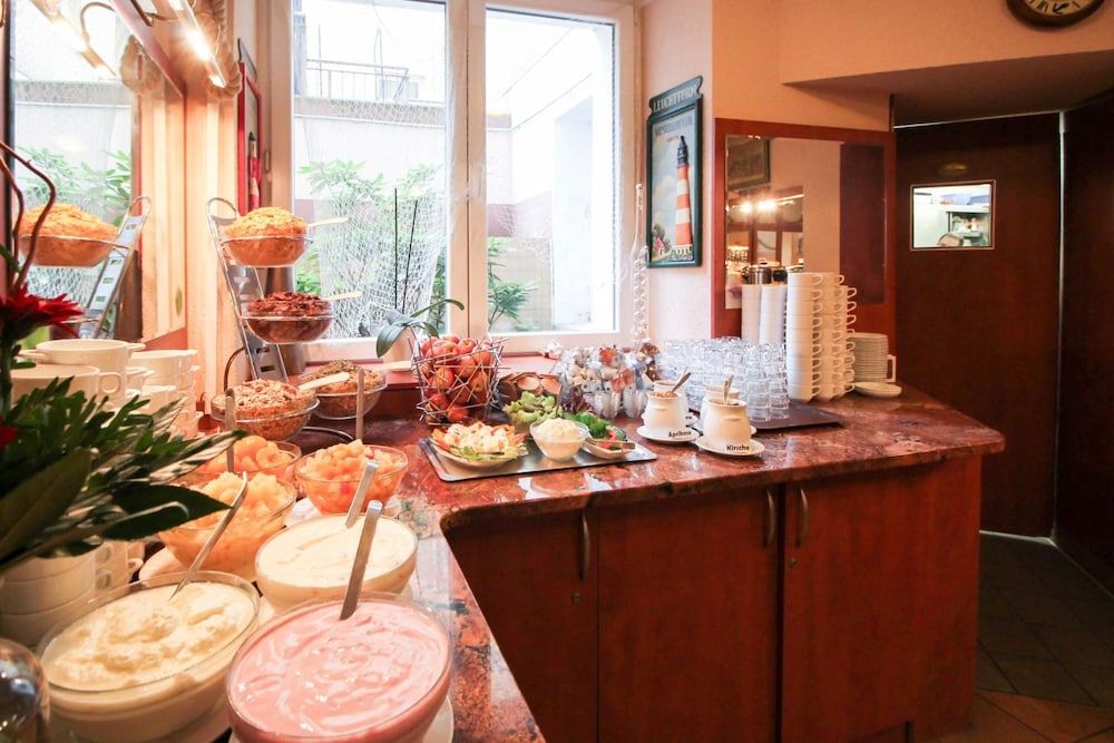 undefined Hotel Atrium Charlottenburg 6