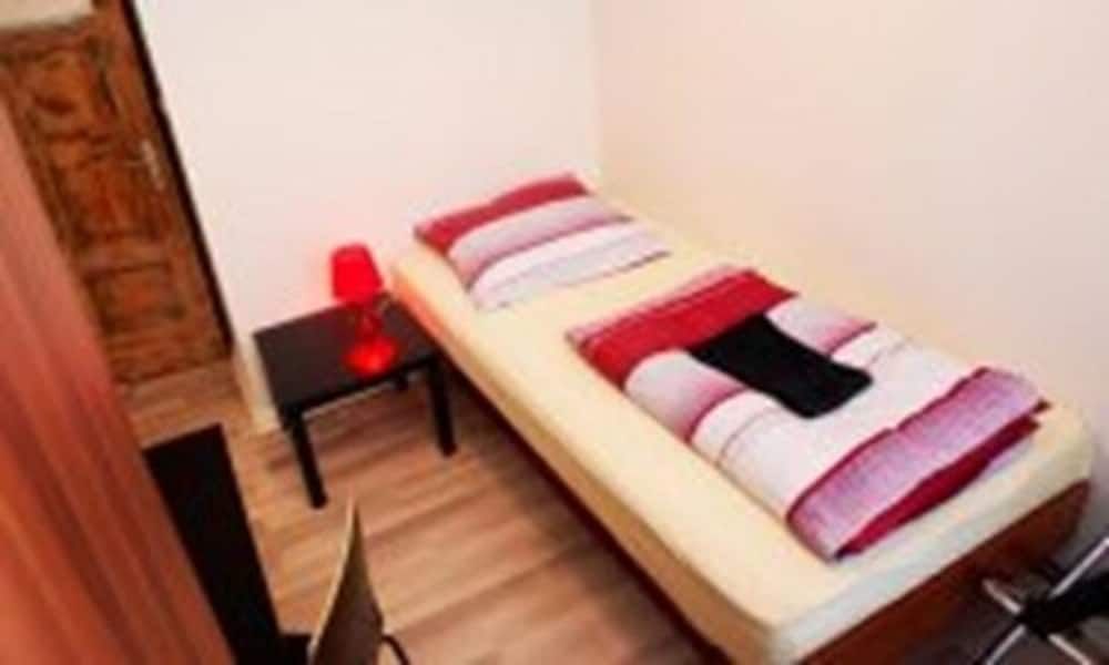 undefined LittleFriedrichRooms at Propellerwerk 2