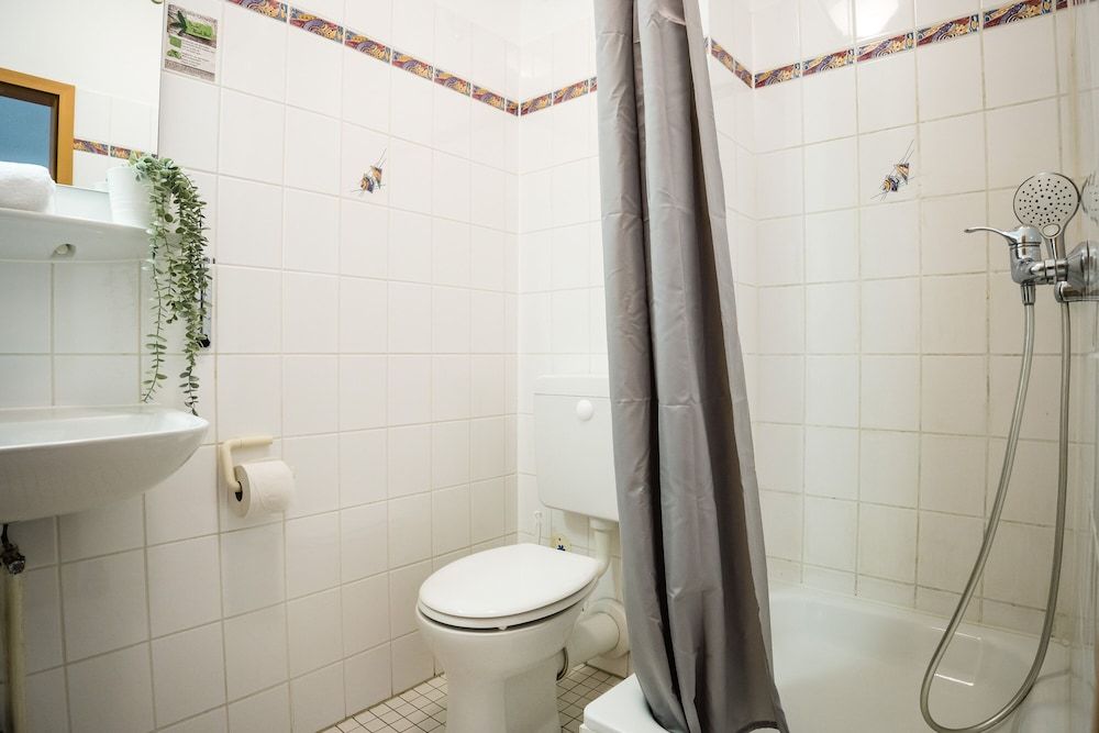 Alte Feuerwache Comfort Twin Room 4