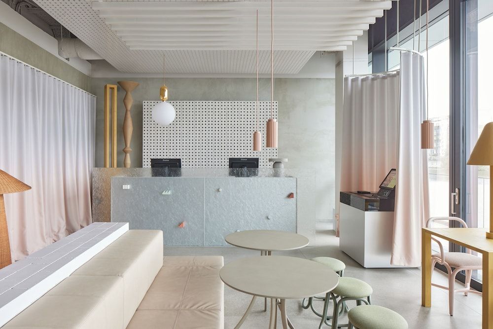 undefined Locke at East Side Gallery 2