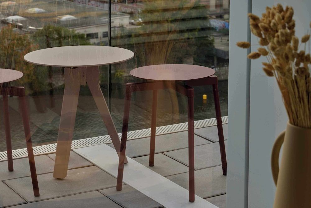 undefined Locke at East Side Gallery 5