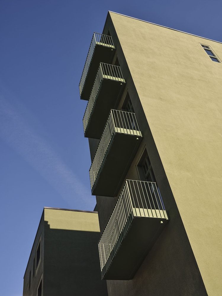 undefined sly Berlin 6