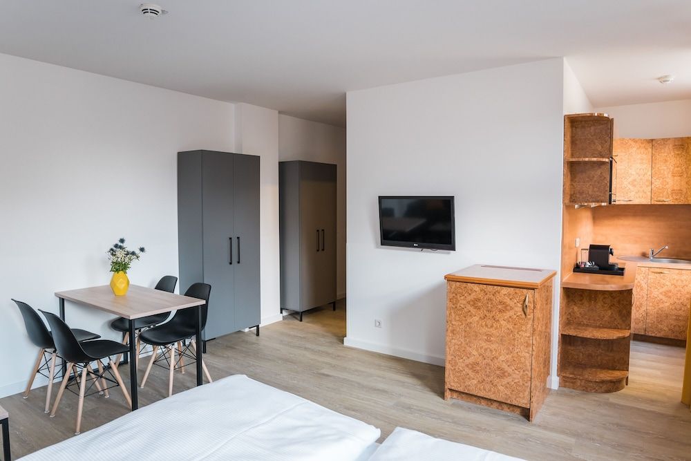 Homaris Boxi Studios Deluxe Studio 11