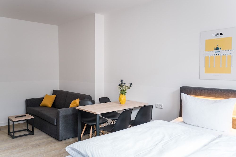 undefined Homaris Boxi Studios 6