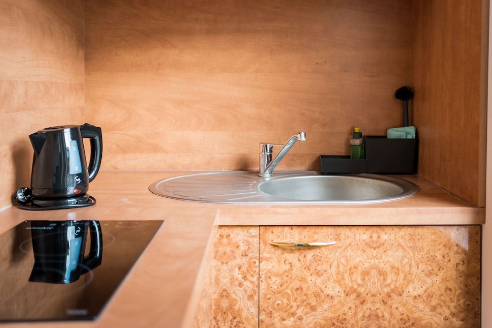 Homaris Boxi Studios Deluxe Studio 6